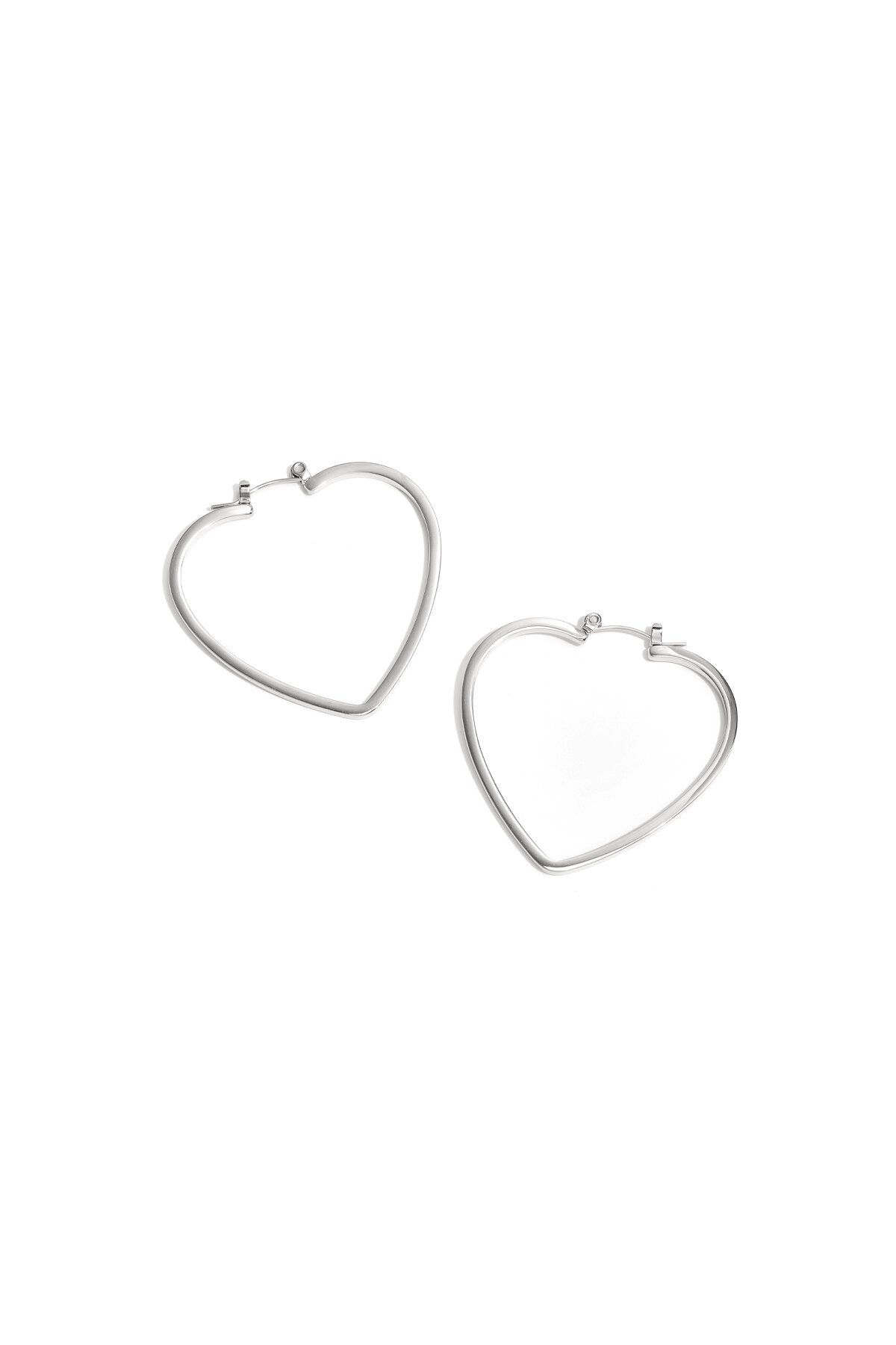 Minimalistische hart creolen